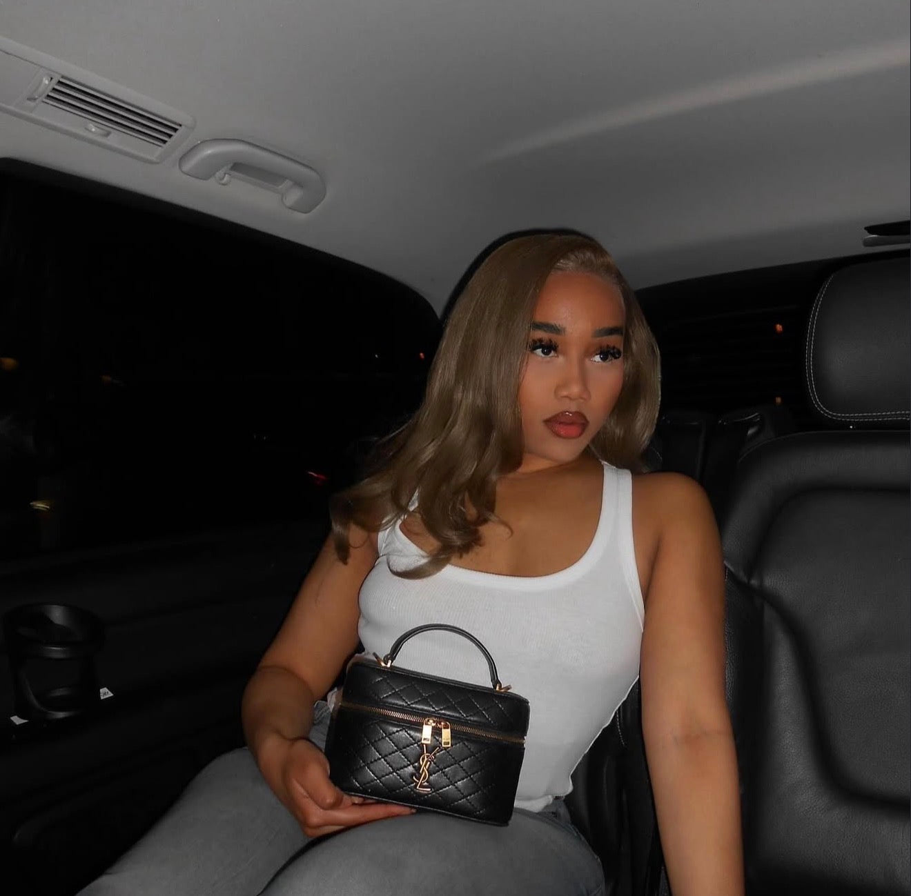 Nikon Coolpix S2700 (Blue)