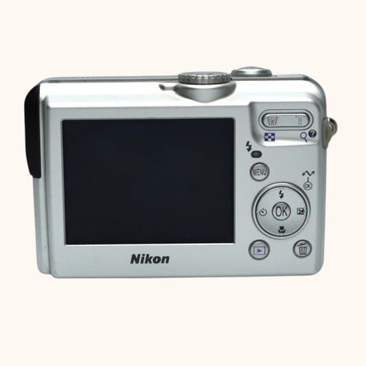 Nikon Coolpix P2